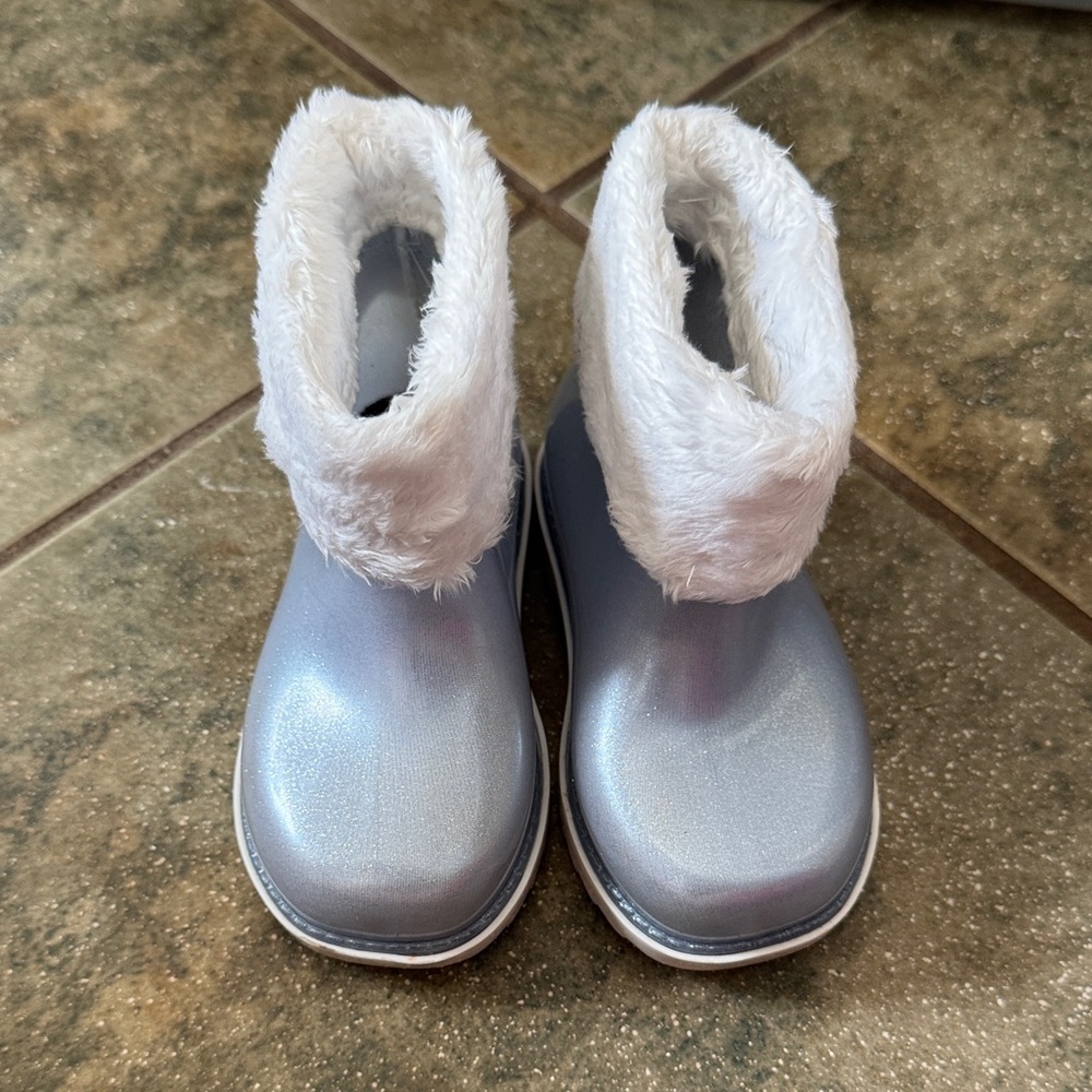 Mini Melissa Silver Baby Walker Boots